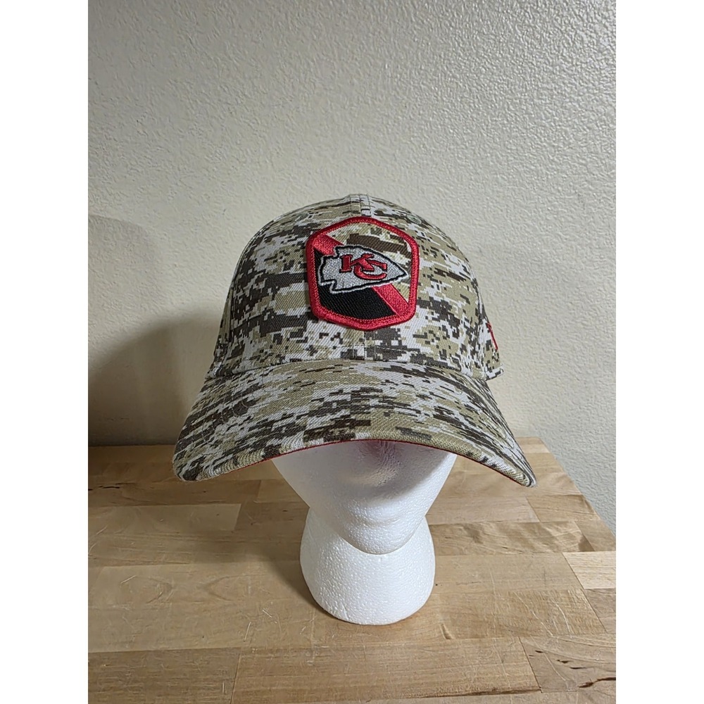 Kansas City Chiefs New Era 39THIRTY Salute To Service Hat Cap Size M-L